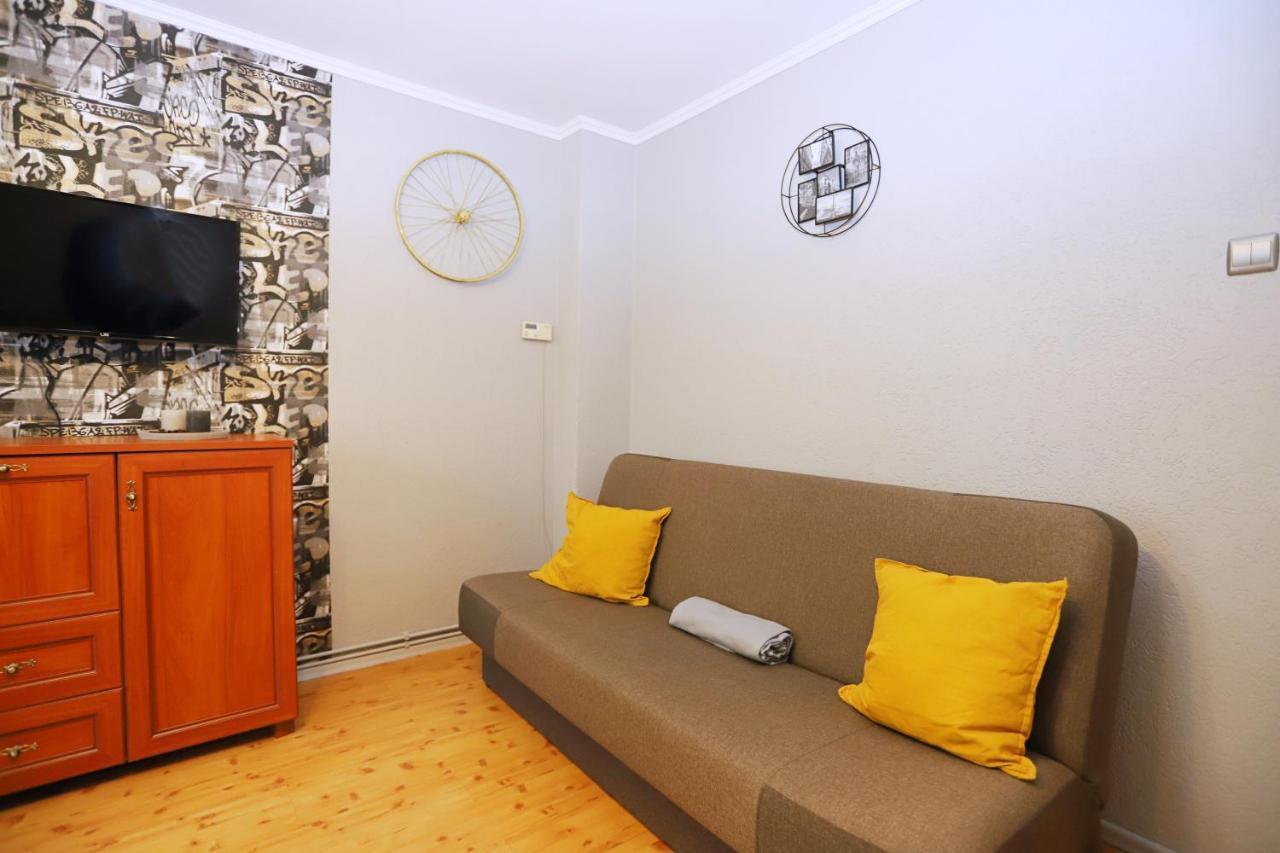Appartement Apartament Rowerlovy à Wałbrzych Extérieur photo